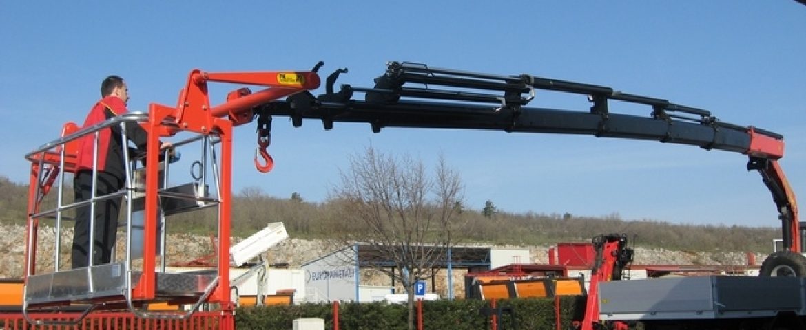 Palfinger dizalica PK 24001 s radnom košarom i tovarni sanduk za Kostt