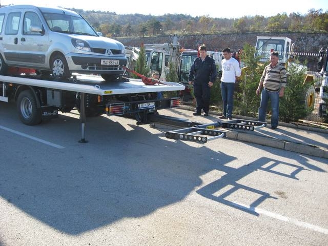 Palfinger_dizalica_PK_12000T_i_fiksna_platforma