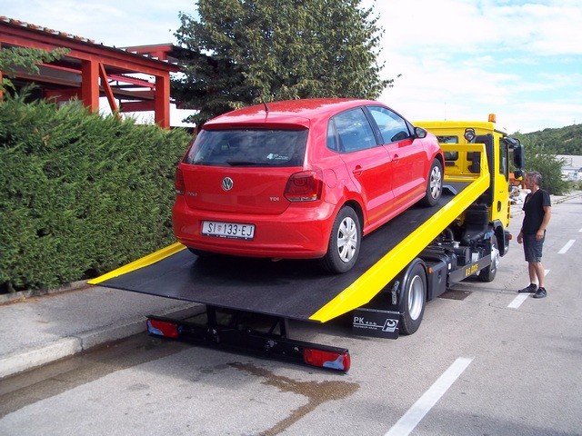 Hidraulično_klizna_platforma_HK_75_vučne_službe