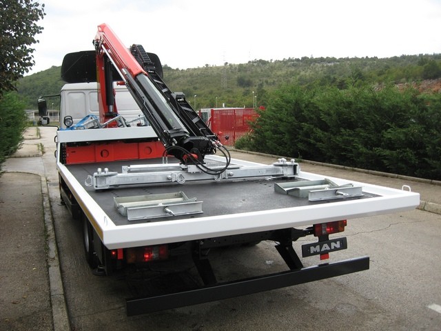 Palfinger_dizalica_PK_12000TB_i_fiksna_platforma_F_100_pauk_vozila