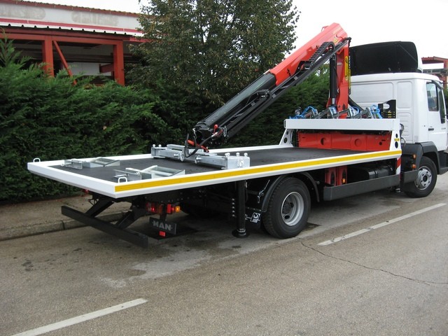 Palfinger_dizalica_PK_12000TB_i_fiksna_platforma_F_100_pauk_vozila