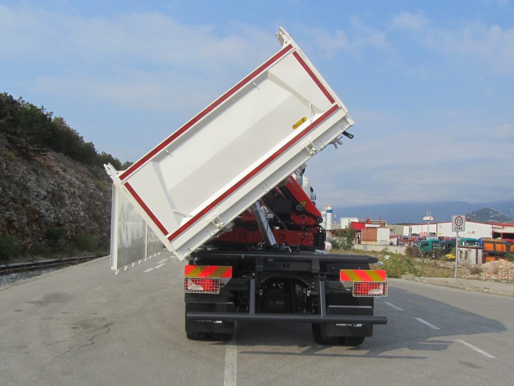 Palfinger_dizalica_PK_13.501_SLD3_i_čelični_trostrani_kiper_TK_115