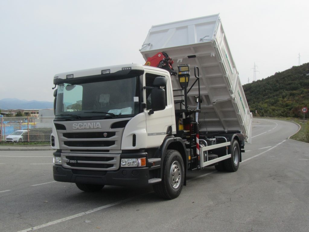 Palfinger_dizalica_PK_13.501_SLD3_i_čelični_trostrani_kiper_TK_115