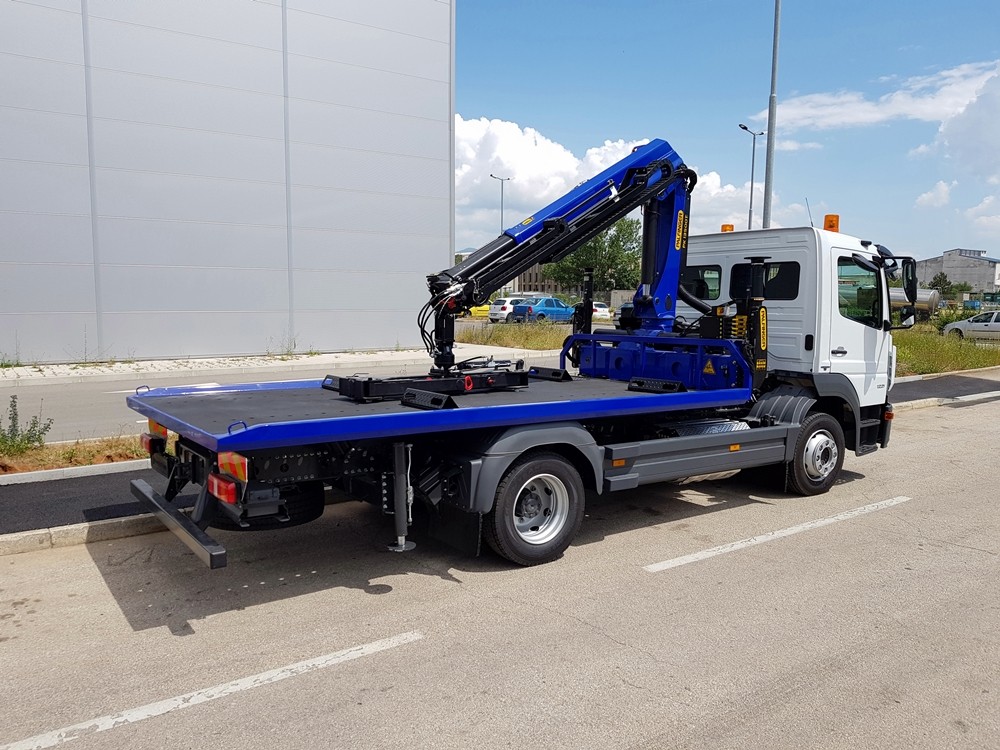 Palfinger dizalica PK 13500T i fiksna platforma za Gradski parking Skopje