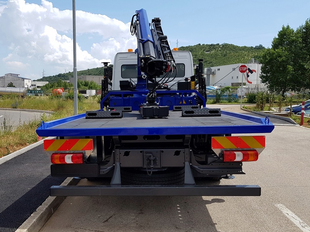 Palfinger_dizalica_PK_13500T_i_fiksna_platforma