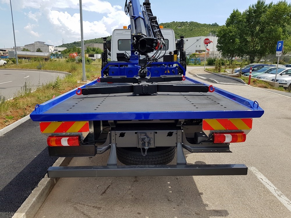 Palfinger_dizalica_PK_13500T_i_fiksna_platforma