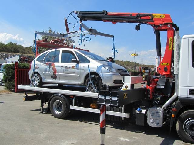 Palfinger_dizalica_PK_13500T_i_fiksna_platforma_F_100_pauk_vozila
