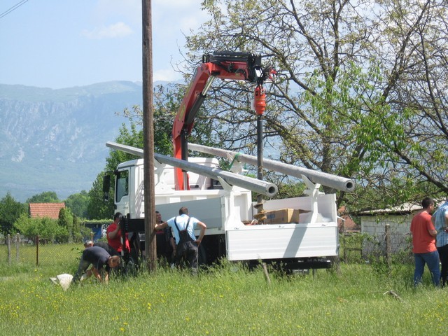 Palfinger_dizalica_PK_15500_i_tovarni_sanduk_kamionski_sanduci