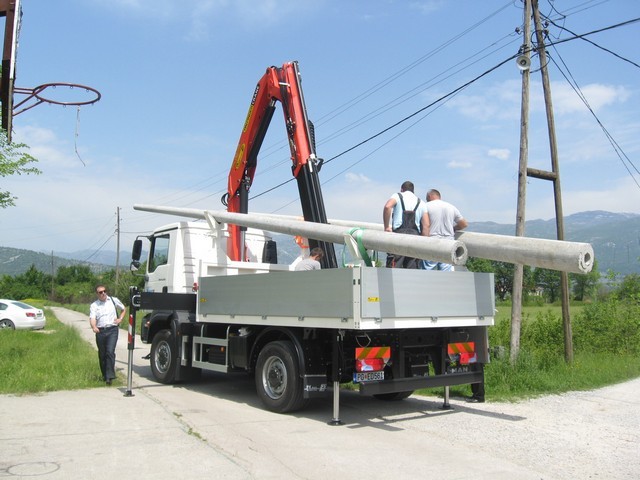 Palfinger_dizalica_PK_15500_i_tovarni_sanduk_kamionski_sanduci