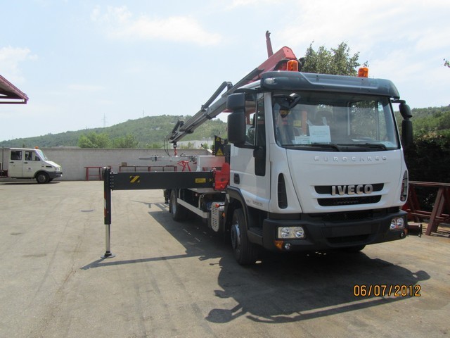 Palfinger_dizalica_PK_16000T_i_fiksna_platforma_F_100_pauk_vozila