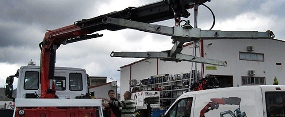 Palfinger dizalica PK 17500T i fiksna platforma te hidraulični križ za tvrtku Bošana d.o.o.