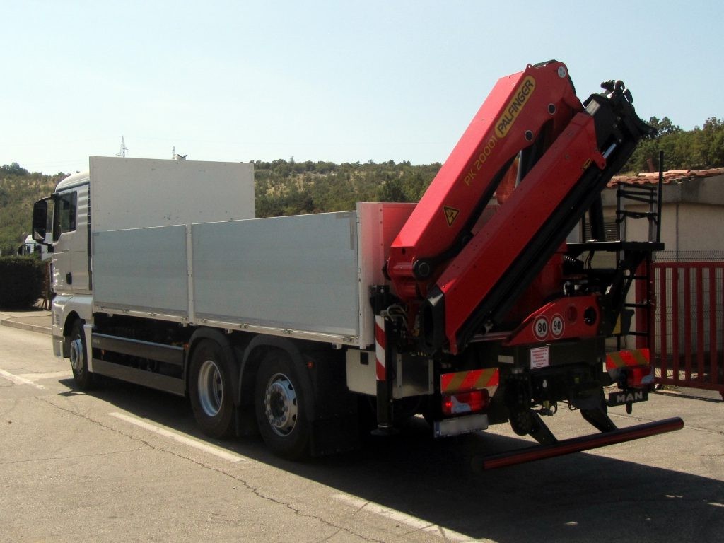 Palfinger dizalica PK 20001 HP i tovarni sanduk za tvrtku Kamgrad d.d.