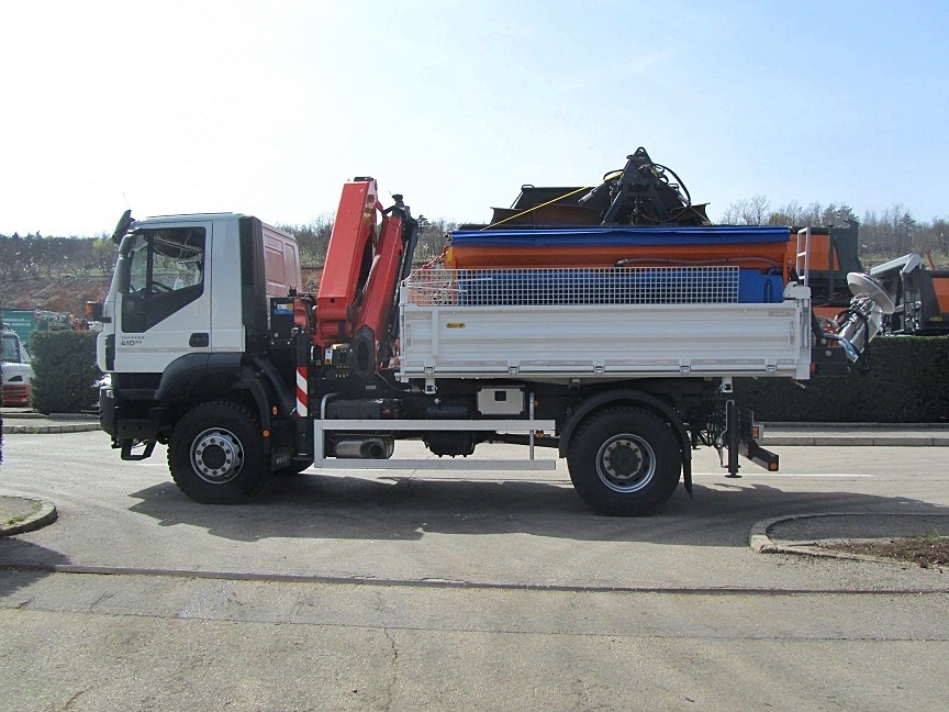 Palfinger_dizalica_PK_20001_i_Trostrani_kiper_TK_115_kiperski_sanduk