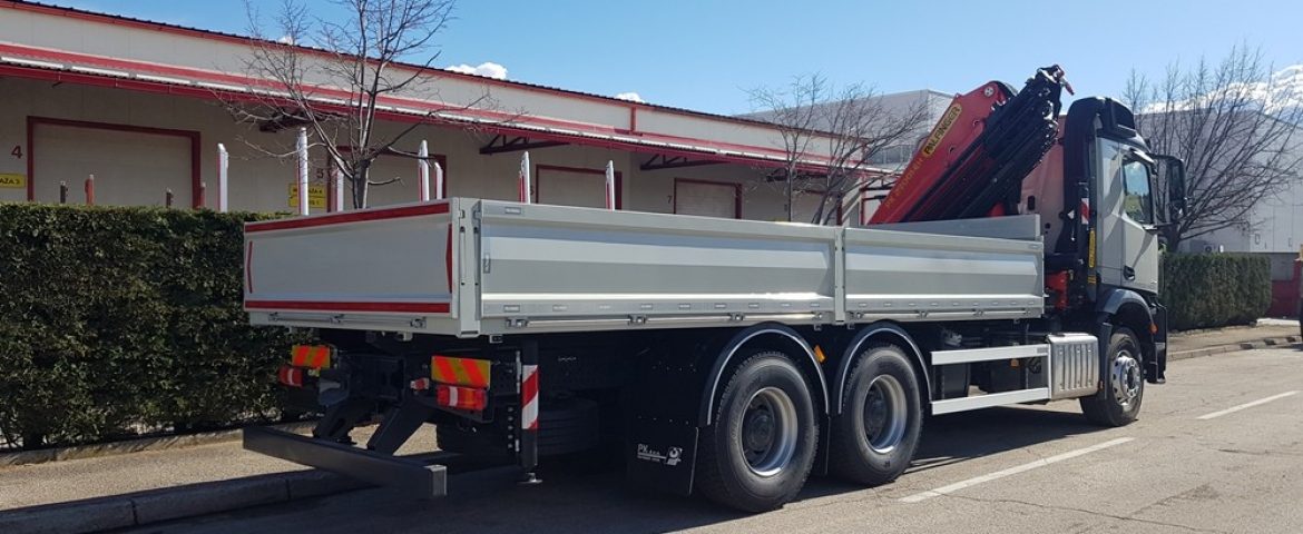 Palfinger dizalica PK 27001 EH i modularni sanduk za tvrtku MONTERRA