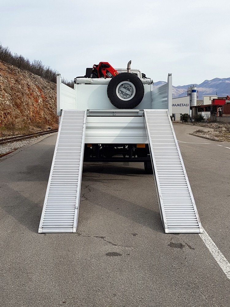 Palfinger_dizalica_PK_5.001_SLD3_i_trostrani_kiper_TK_95