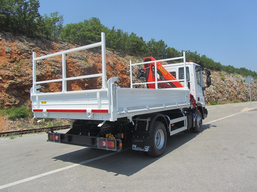 Palfinger_dizalica_PK_6500_i_Trostrani_kiper_TK_65_kiperski_sanduci