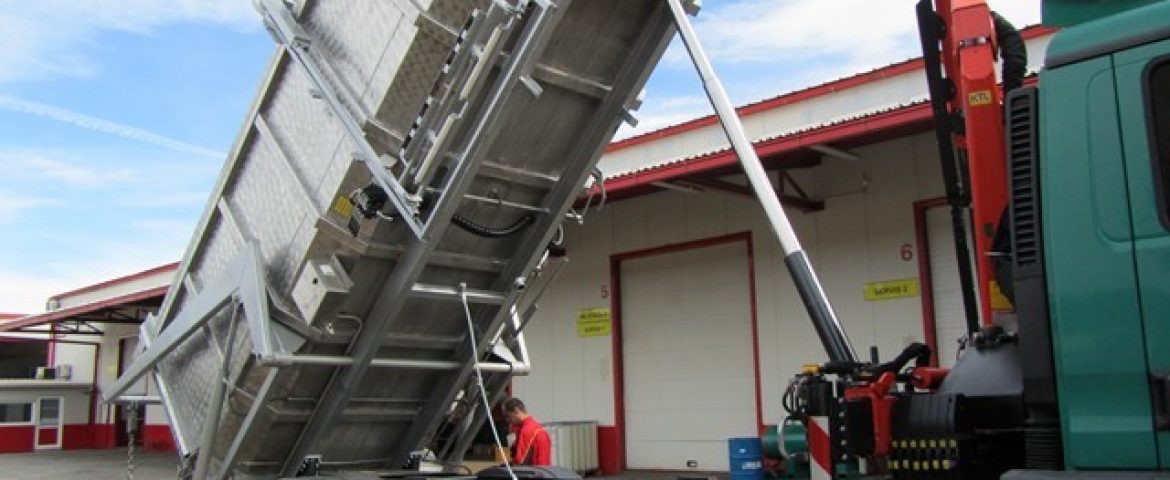 Palfinger dizalica PK 6500 i stražnji kiper SK 115 za tvrtku Agroproteinka