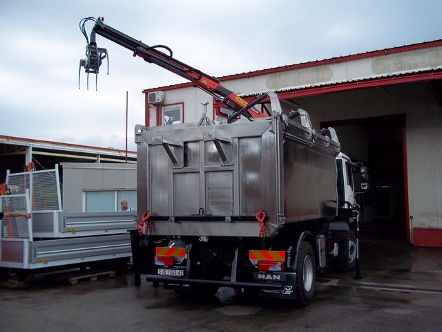 Palfinger_dizalica_PK_6500_i_stražnji_kiper_SK_115_kiperski_sanduci__komunalne_djelatnosti