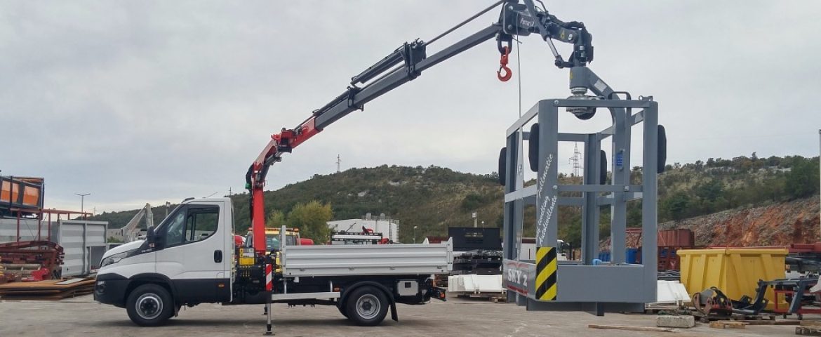 Palfinger dizalica PK 7.501 SLD5 i trostrani kiper TK 35 za Benussi d.o.o. – Usluga Poreč d.o.o.