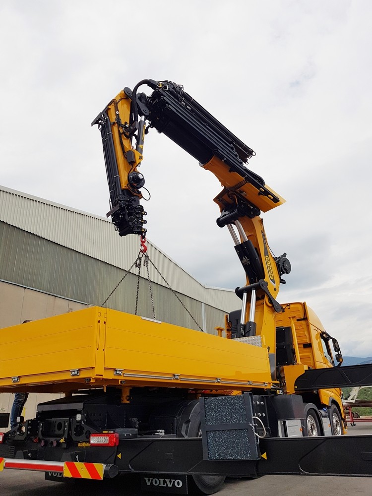 Palfinger_heavy-duty_dizalica_PK_135.002_TEC_7_i_demontažni_sanduk