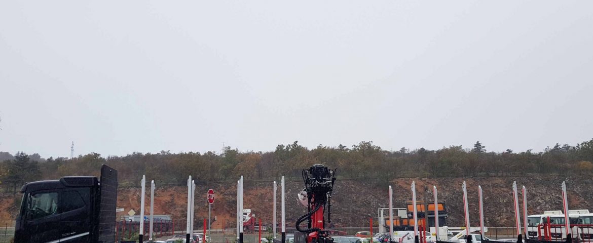 Šumarska nadogradnja s Palfinger Epsilon dizalicom Q180Z96 za HAJDINJAK