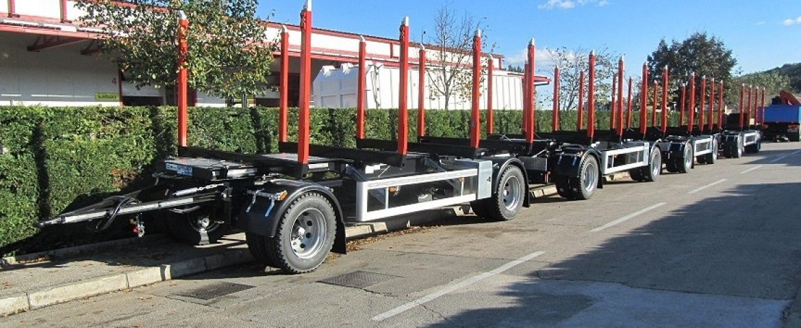Šumarska nadogradnja s Palfinger Epsilon dizalicom M110Z82 i šumarska prikolica PSM 200 za Hrvatske šume