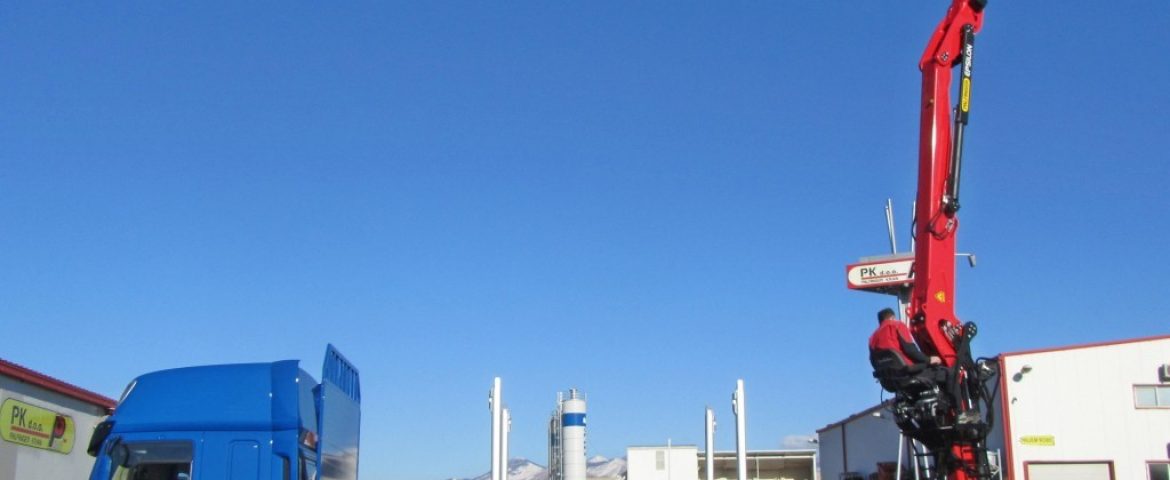 Šumarska nadogradnja s Palfinger Epsilon dizalicom Q150Z79 i šumarska prikolica PSM 180 za TTI DAF – Pilana Pečenec
