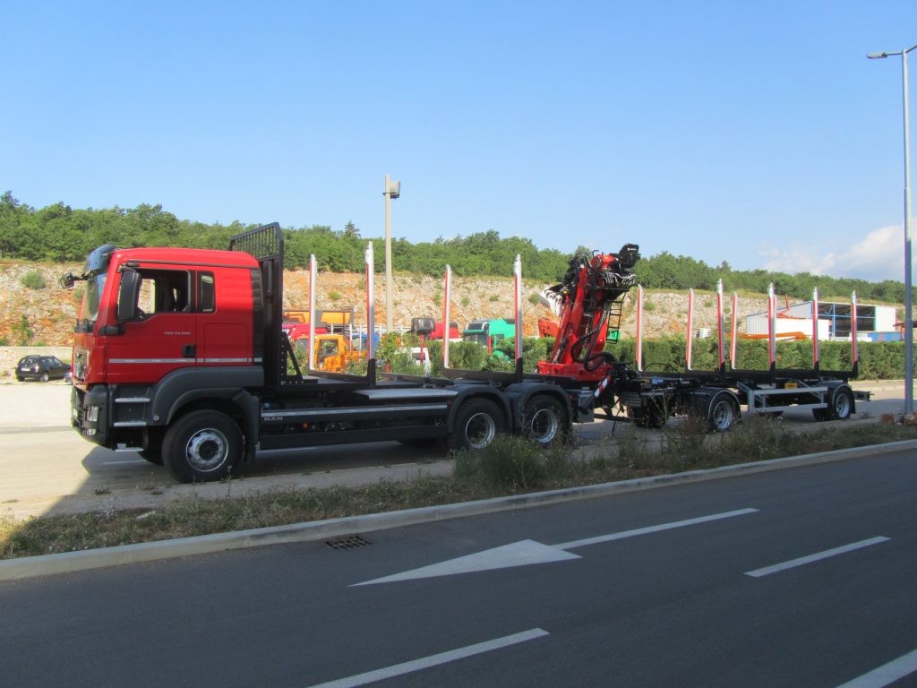 Šumarska nadogradnja s Palfinger Epsilon dizalicom M120Z i šumarska prikolica PSM 200 za obrt za prijevoz i trgovinu M&B Mirko Abramović