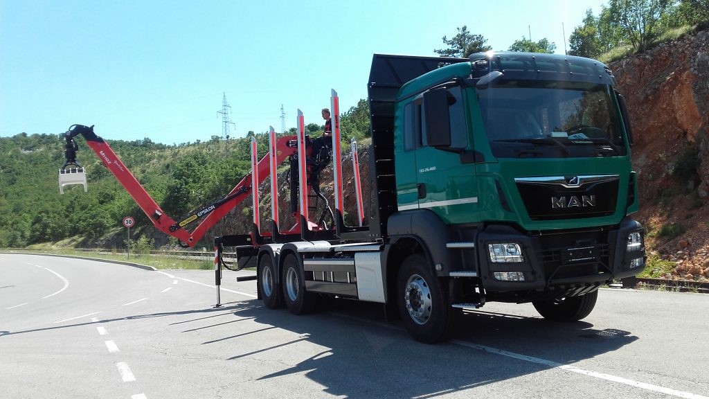 Šumarske_nadogradnje_s_Palfinger_Epsilon_dizalicama_M110Z_i_šumarske_prikolice_PSM_200