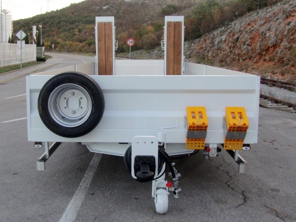 Tandem_prikolica_za_transport_radnih_strojeva_PRT_140