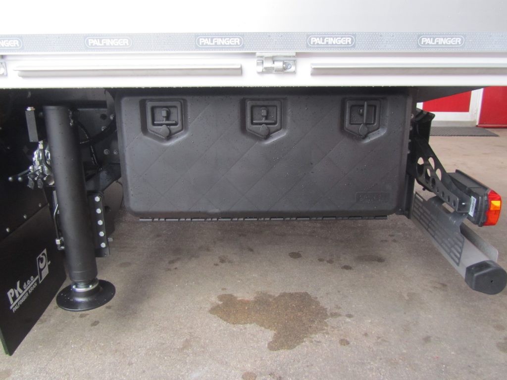 elektroprivreda_Palfinger_dizalica_PK_24001_HP_i_aluminijski_tovarni_sanduk