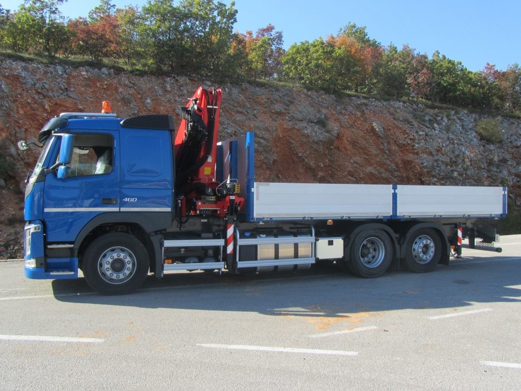 Palfinger dizalica PK 32080 D i aluminijski tovarni sanduk za tvrtku Alfe – Mi d.o.o.