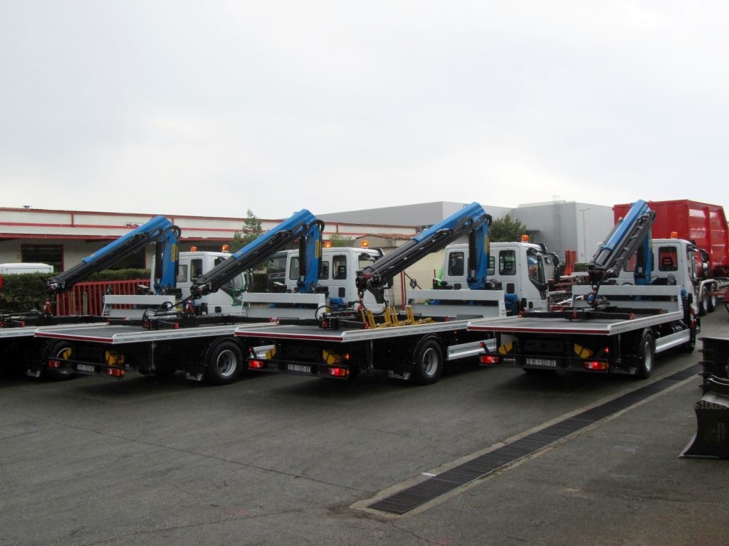 Palfinger dizalica PK 17500T i  fiksna platforma F 100 za tvrtku Split parking d.o.o.