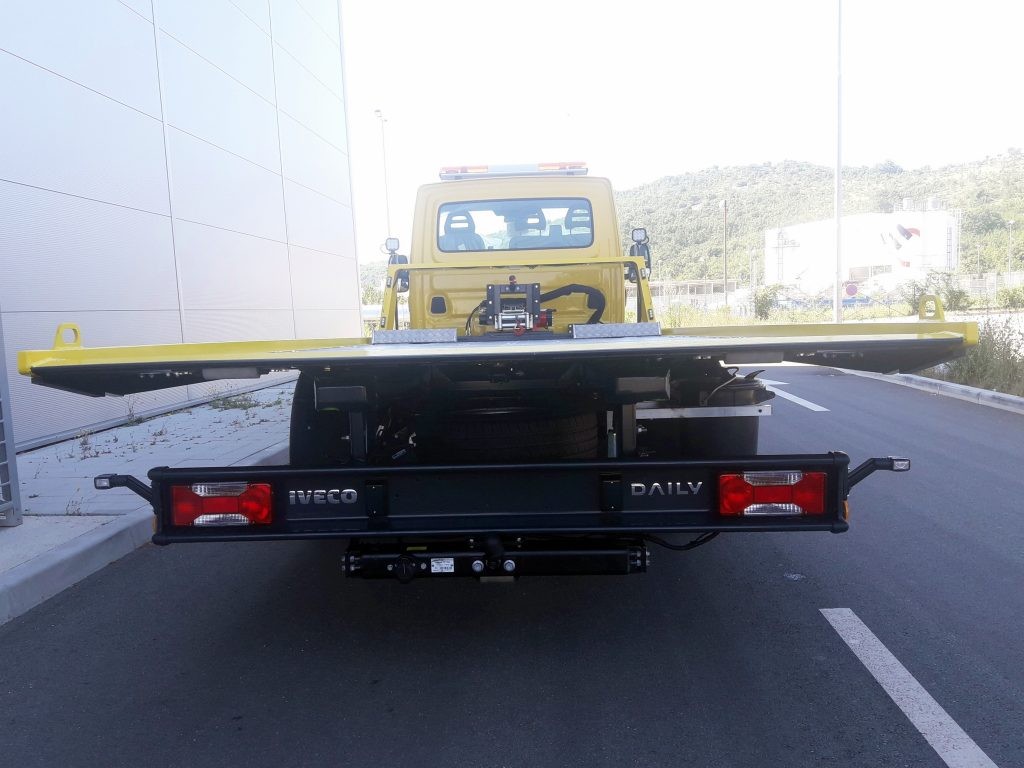 vučne_službe_Hidraulična_klizna_platforma_HK_75