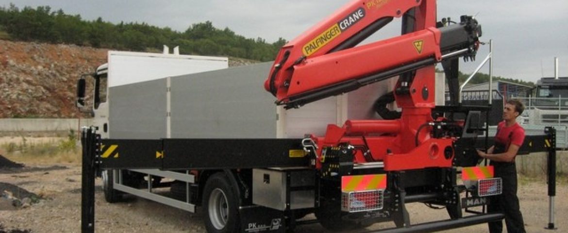 Palfinger dizalica PK 12000 i tovarni sanduk za Man Psc – Crodux Plin