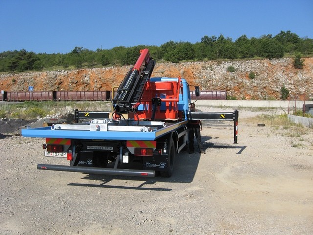 Palfinger_dizalica_PK_12000T_i_fiksna_platforma_F_120_pauk_vozila
