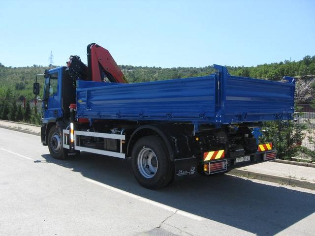 Palfinger_dizalica_PK_15500_i_Trostrani_kiper_TK_95_kiperski_sanduci