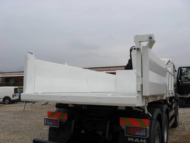 Palfinger_dizalica_PK_21500_i_Trostrani_kiper_TK_160_kiperski_sanduci