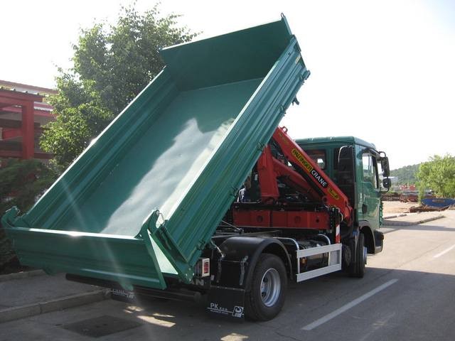 Palfinger dizalica PK 8500 i trostrani kiper TK 75 za tvrtku Lovrinac