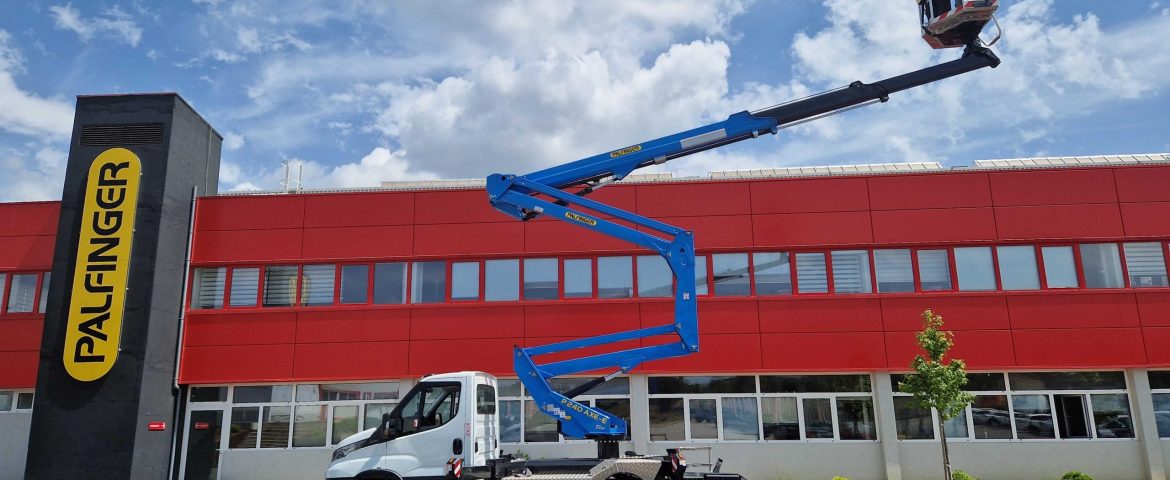 Palfinger radna košara P240AXE-E za LED Elektroniku